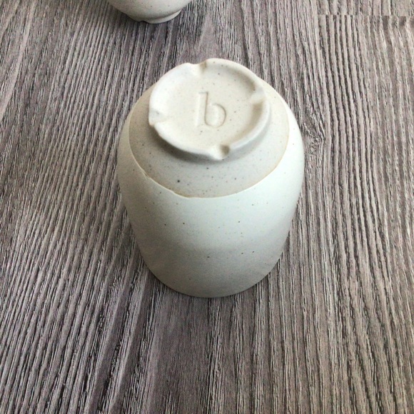 Set of Two Tea Cups - Picture 6 of 8